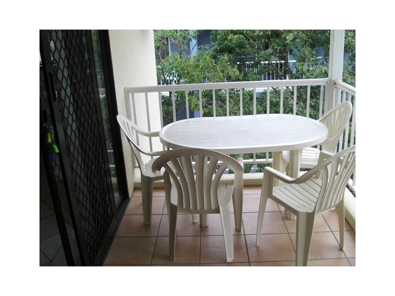 8/36 Cairns Street, Cairns QLD 4870