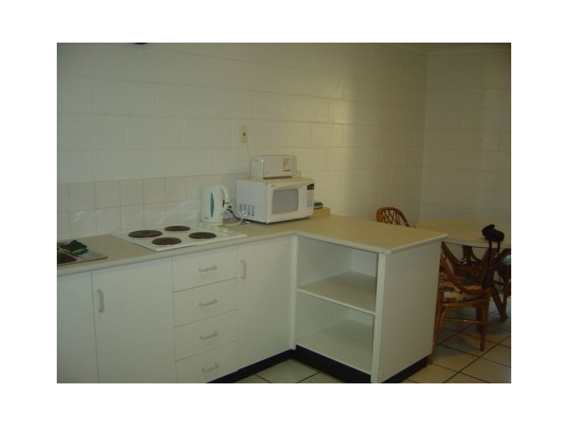 2/161-163 Grafton Street, Cairns QLD 4870