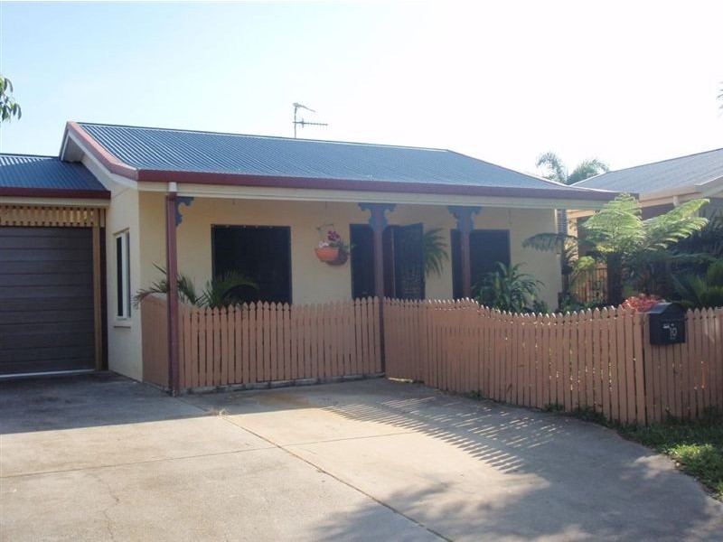 10 Ferngully Street, White Rock QLD 4868