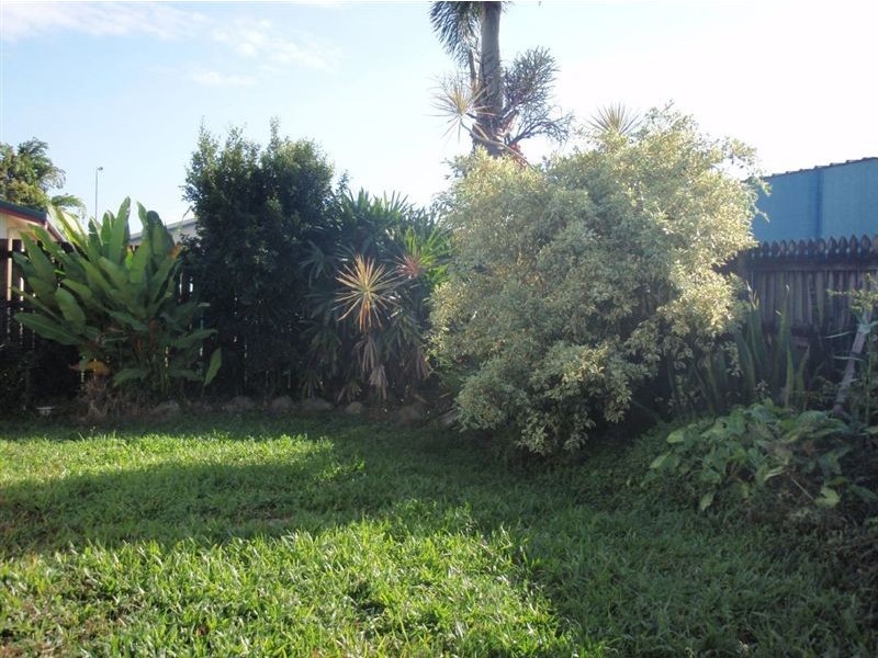 10 Ferngully Street, White Rock QLD 4868