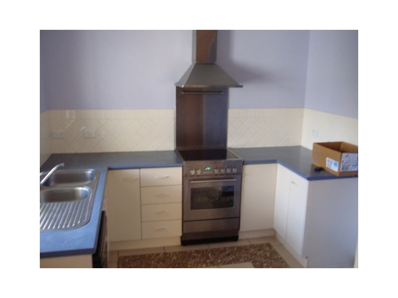 10 Ferngully Street, White Rock QLD 4868