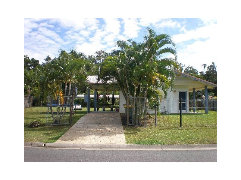 6 Cracknell Road, White Rock QLD 4868