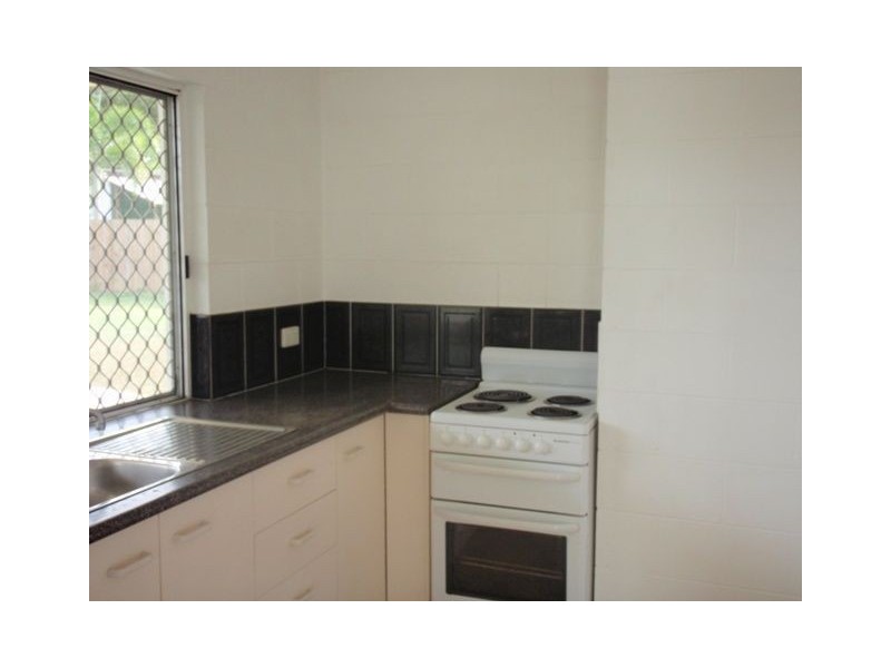 6 Cracknell Road, White Rock QLD 4868