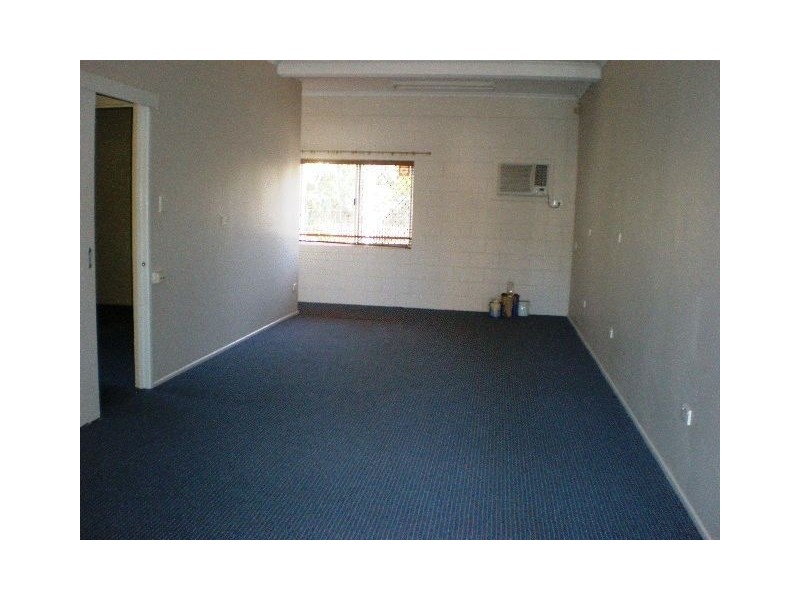 24 Lily Street, Cairns North QLD 4870