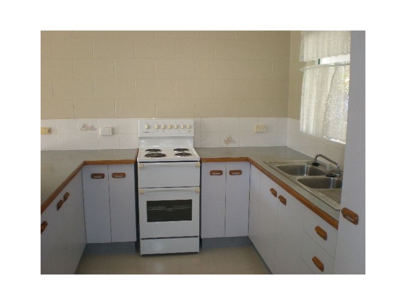 17 Hay Street, Mount Sheridan QLD 4868