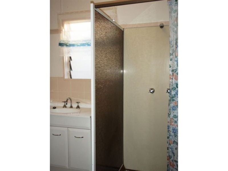 148 Greenslopes Street, Edge Hill QLD 4870