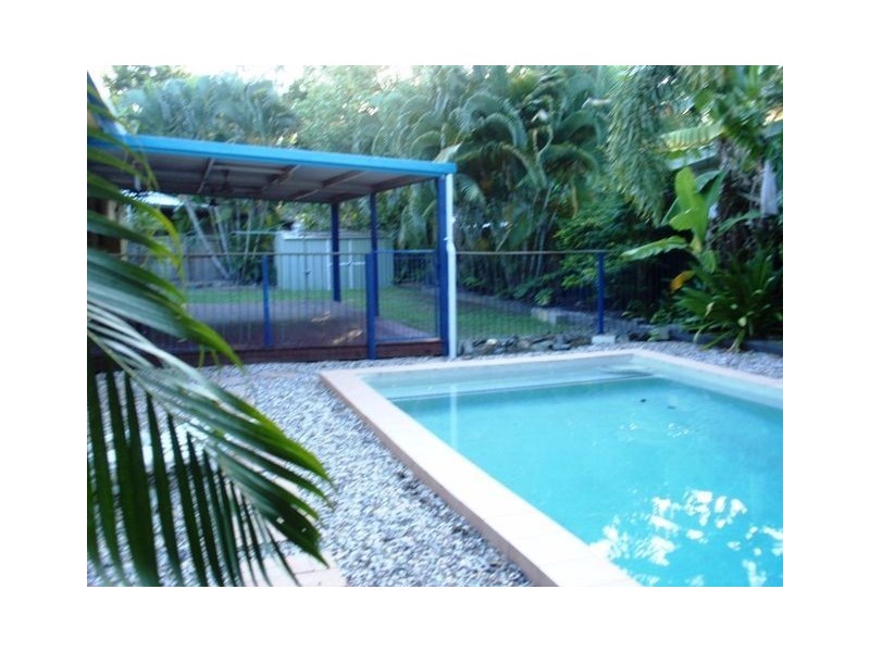 9 Hood Street, Trinity Park QLD 4879