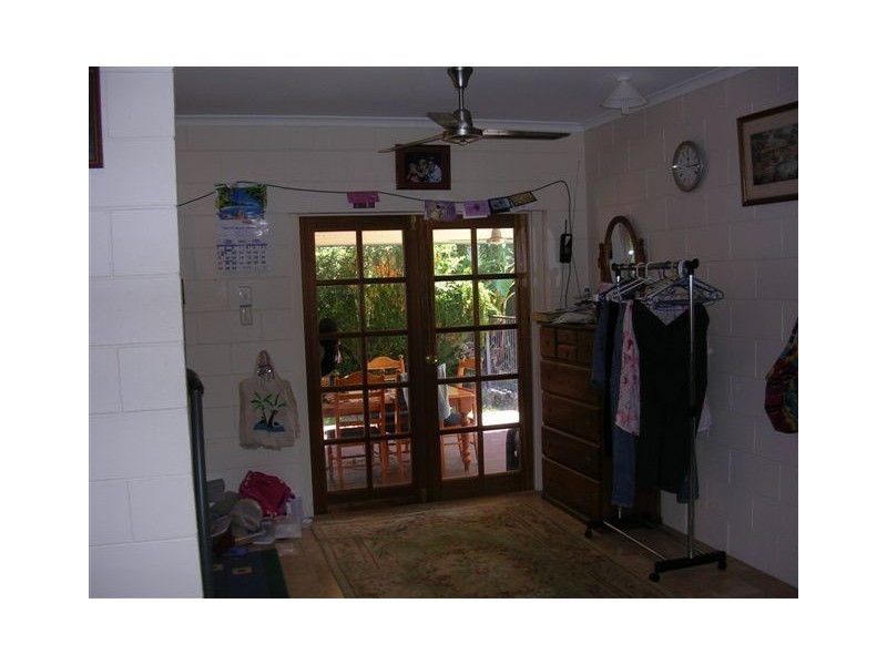 9 Hood Street, Trinity Park QLD 4879