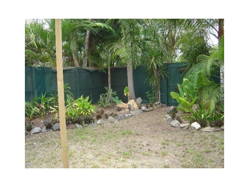 9 Hood Street, Trinity Park QLD 4879