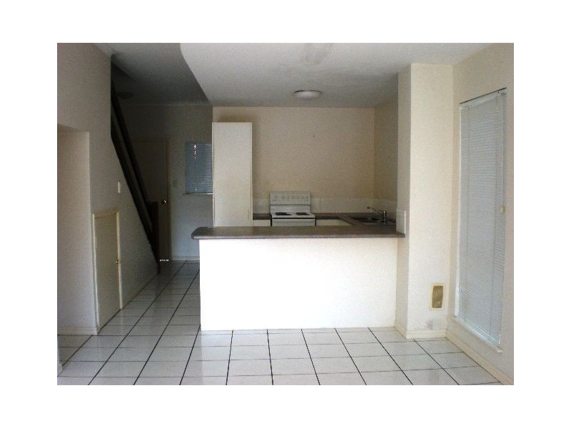 14/42 Springfiled Crescent, Whitfield QLD 4870