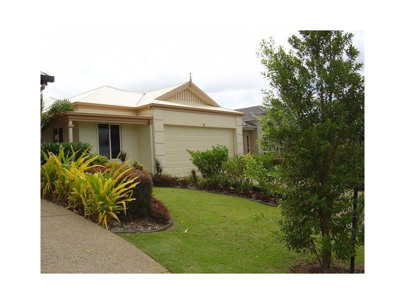 2 Kendall Street, Cairns QLD 4870