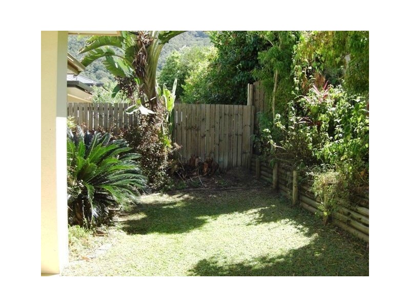 2 Kendall Street, Cairns QLD 4870