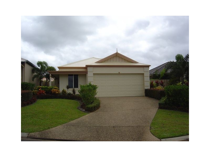 2 Kendall Street, Cairns QLD 4870