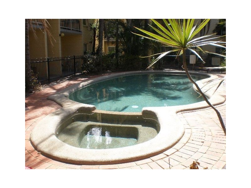 20/201 Aumuller Street, Cairns QLD 4870