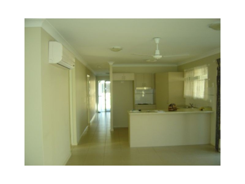 110 Cliffdale Close, Bentley Park QLD 4869