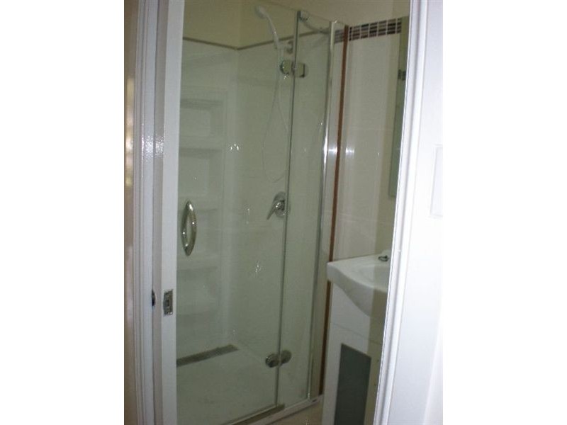 30b/404 McCoombe, Mooroobool QLD 4870