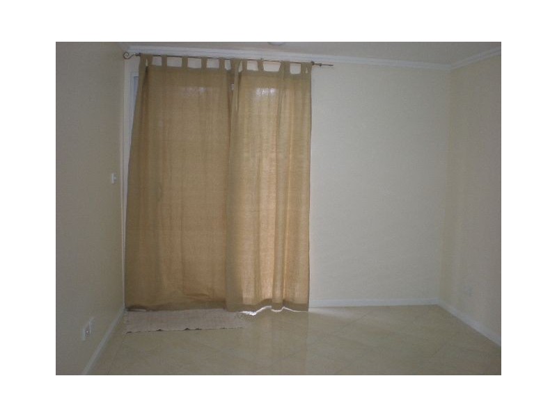 30b/404 McCoombe, Mooroobool QLD 4870