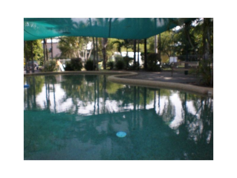 30b/404 McCoombe, Mooroobool QLD 4870