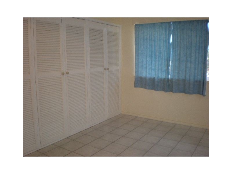 15 Jackson Close, Westcourt QLD 4870