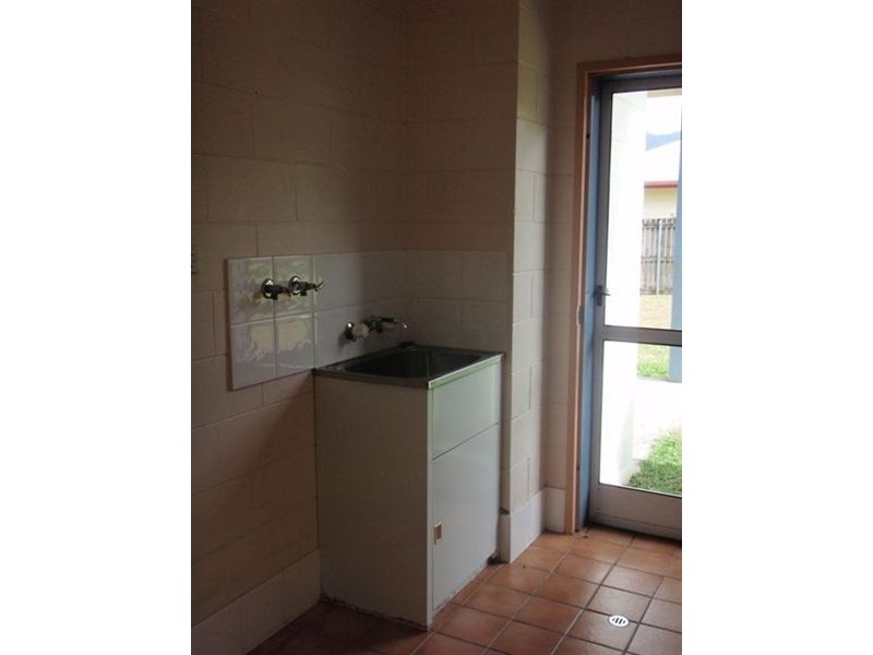 6 Cracknell Road, White Rock QLD 4868