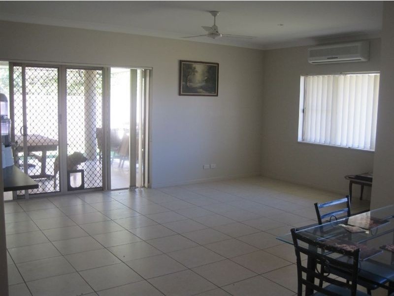 26 Cliffdale Street, Bentley Park QLD 4869