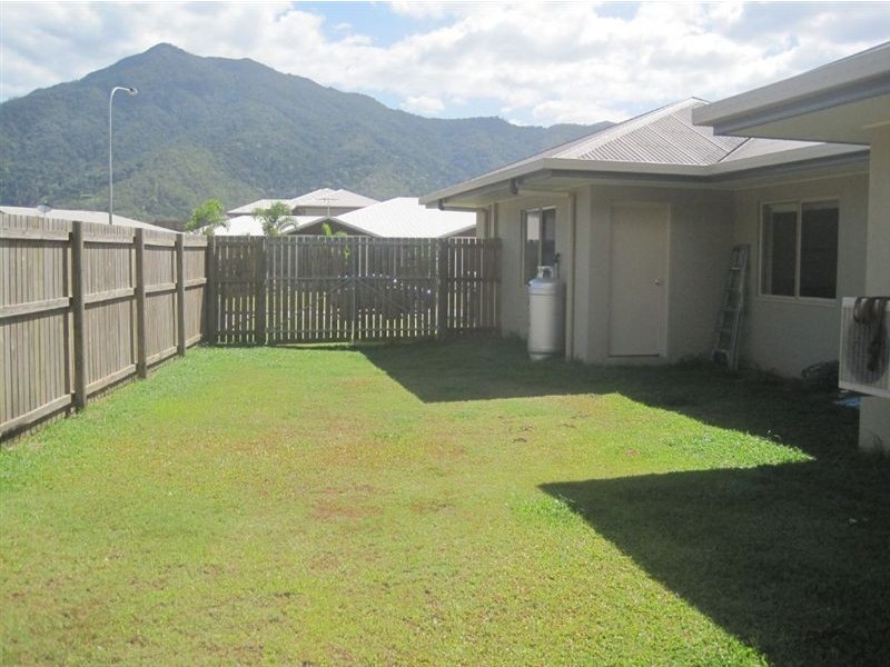 26 Cliffdale Street, Bentley Park QLD 4869