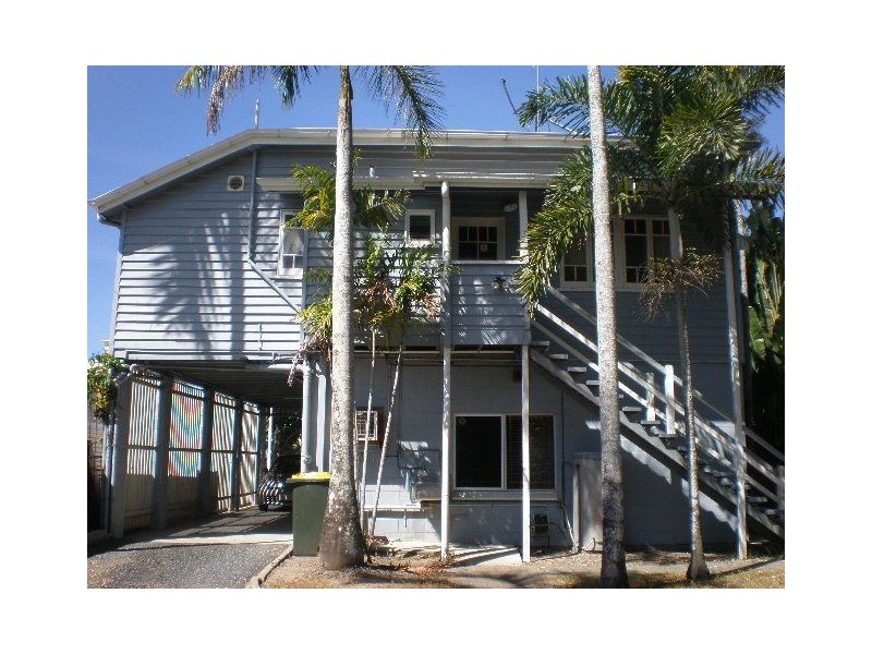 24 Lily Street, Cairns North QLD 4870