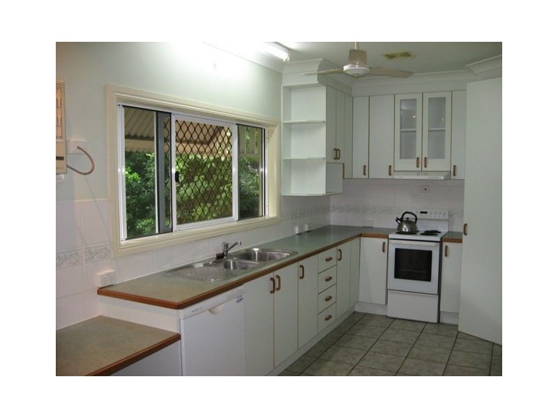 4 Amazon Close, Mount Sheridan QLD 4868