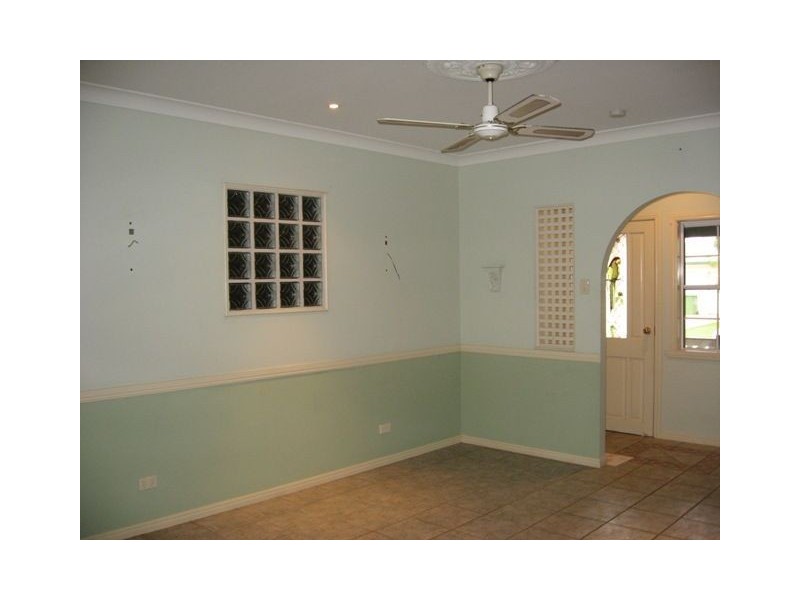 4 Amazon Close, Mount Sheridan QLD 4868