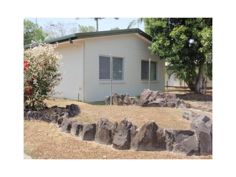 36 Loretta Avenue, Woree QLD 4868