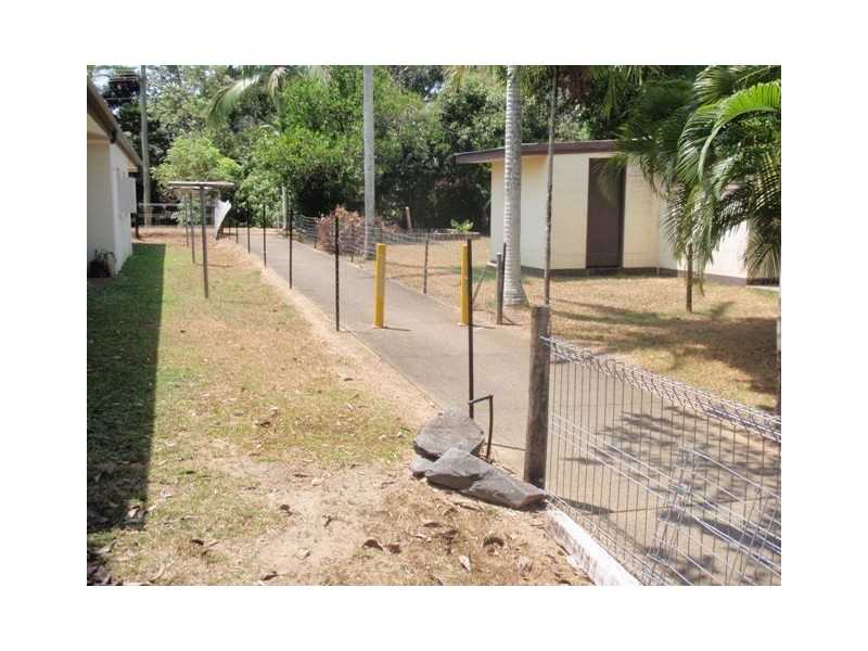 36 Loretta Avenue, Woree QLD 4868