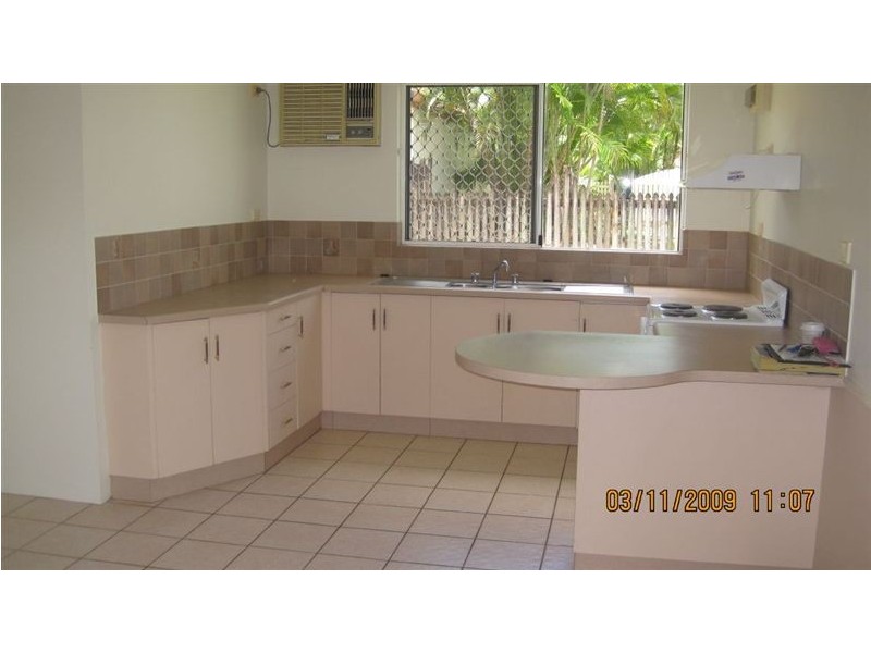 3/9 Springfield, Whitfield QLD 4870