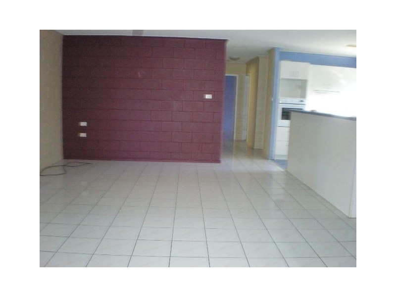 17 Frangipanni Street, White Rock QLD 4868