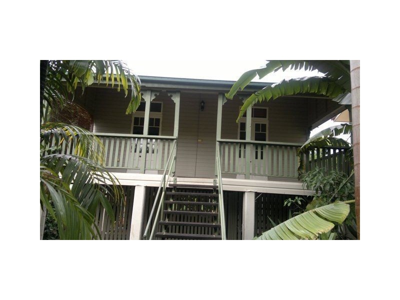 40 Martyn Street, Cairns QLD 4870