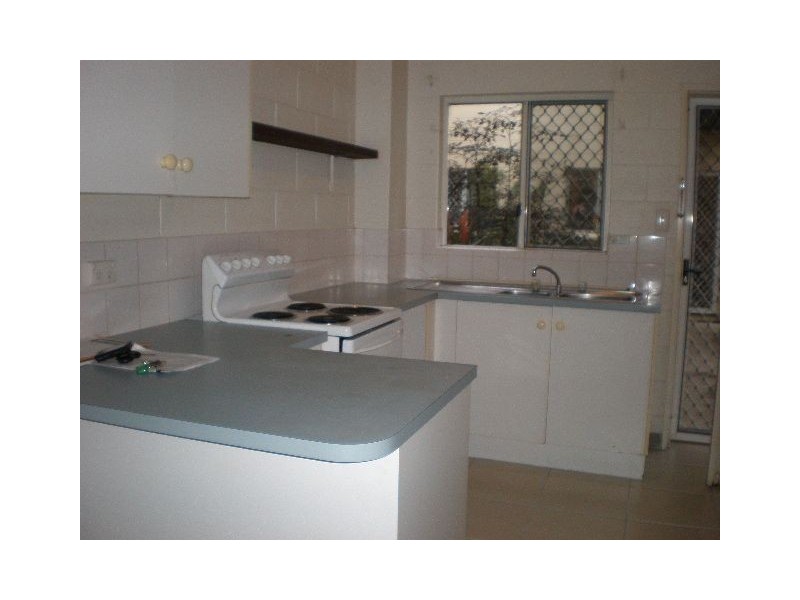 22/7-9 Charlotte Close, Woree QLD 4868