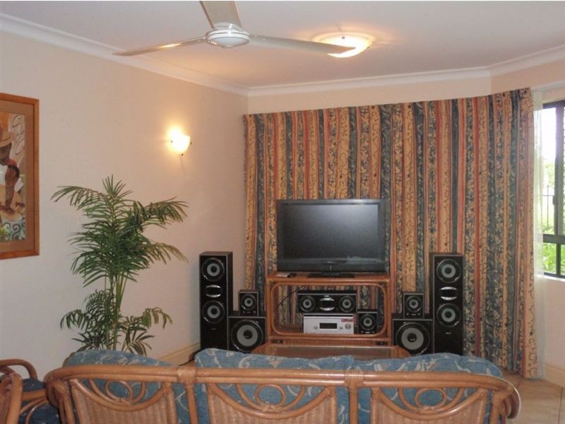 98/72 Kowinka Street, White Rock QLD 4868