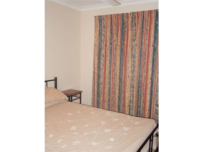 98/72 Kowinka Street, White Rock QLD 4868