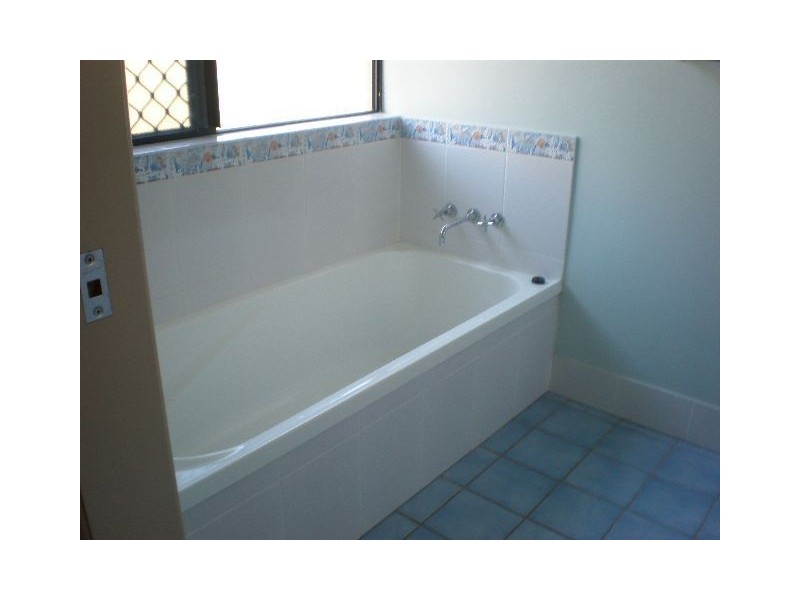 50 Woodrose Drive, Mount Sheridan QLD 4868