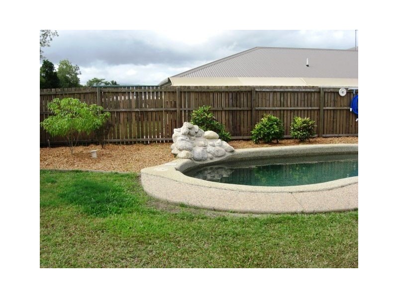12 Capricorn Close, Bentley Park QLD 4869