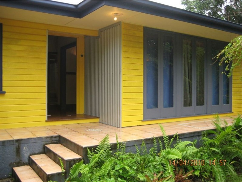 55 Upper Perkins, Manunda QLD 4870