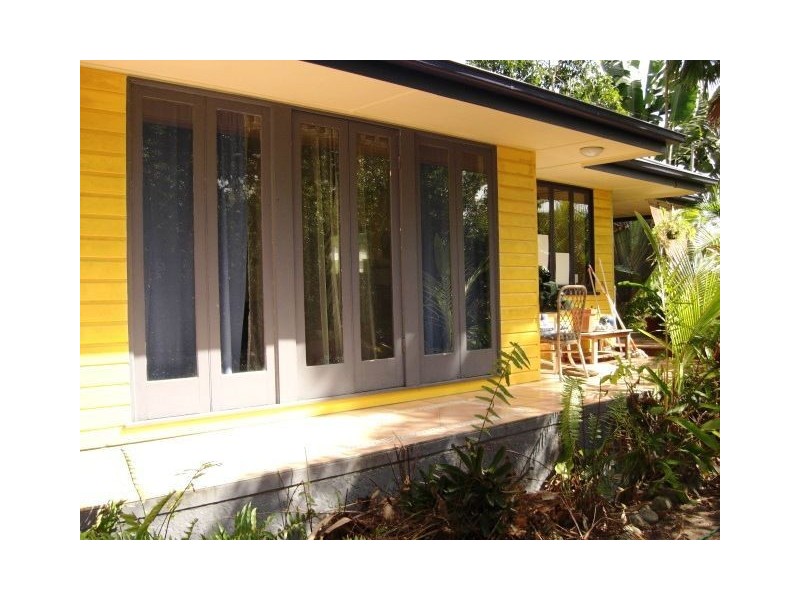 55 Upper Perkins, Manunda QLD 4870