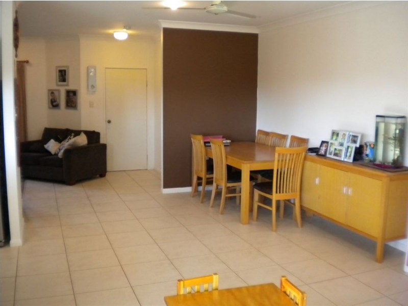 6 Russellia Street, Redlynch QLD 4870
