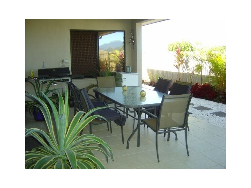 12 Limewood St, Mount Sheridan QLD 4868