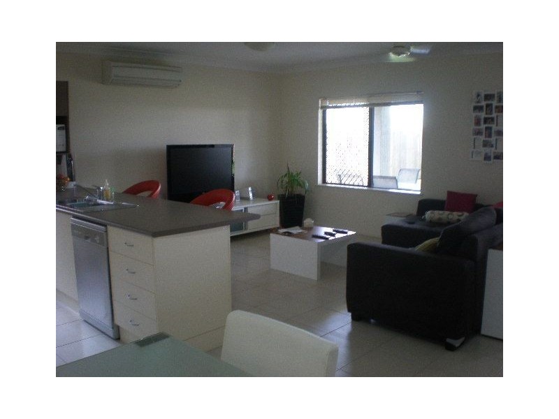 11 Roderick Street, Edmonton QLD 4869