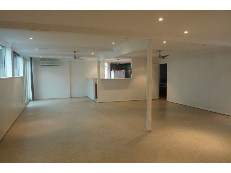 10B Palm Avenue, Parramatta Park QLD 4870