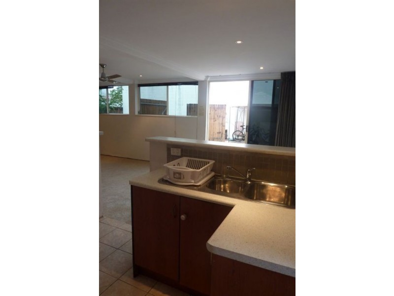 10B Palm Avenue, Parramatta Park QLD 4870