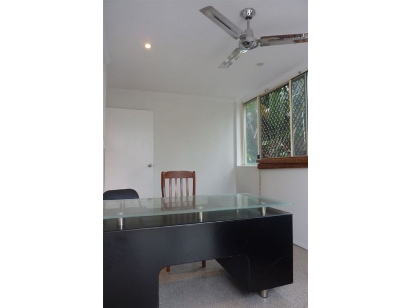 10B Palm Avenue, Parramatta Park QLD 4870