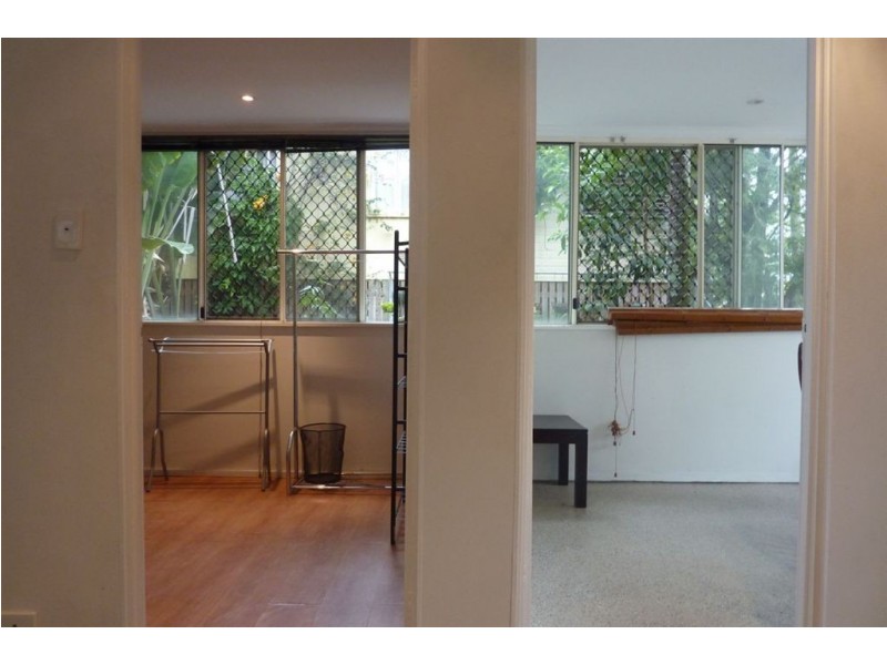 10B Palm Avenue, Parramatta Park QLD 4870