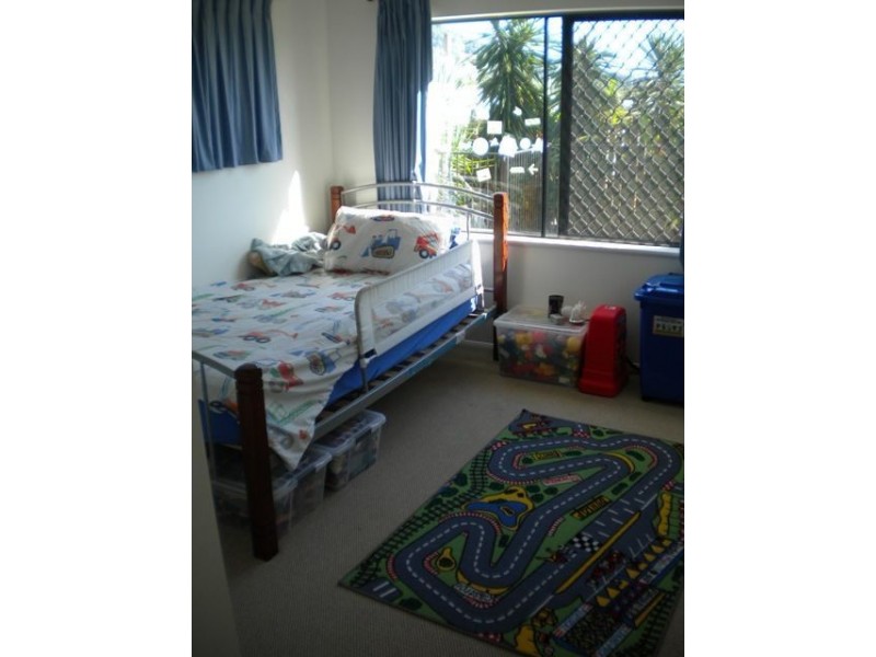6 Russellia Street, Redlynch QLD 4870