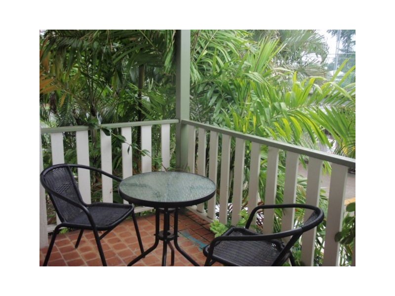 10/87 Earl Street, Westcourt QLD 4870
